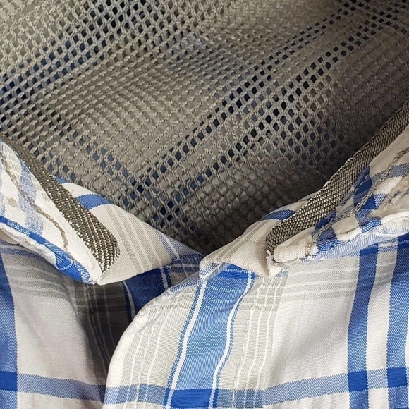 LL Bean Men's Small Blue Plaid Short Sleeve Button Down Shirt Mesh Lined Fish - Picture 9 of 13
